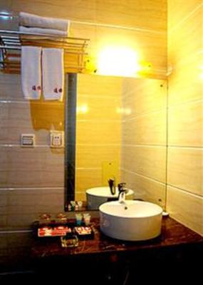 фото отеля Tongyi Business Hotel Kunming Railway Station