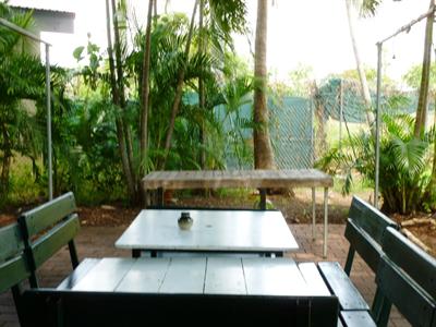 фото отеля Palm Court Backpackers