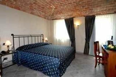 фото отеля Hotel Le Botti Guarene