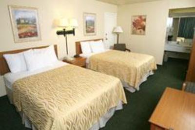 фото отеля Whitten Inn University