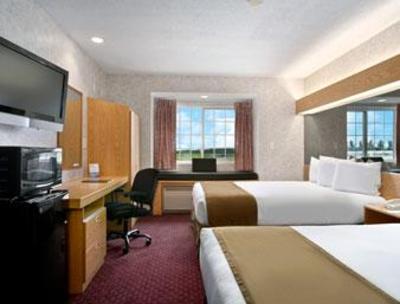 фото отеля Microtel Inn & Suites Ames
