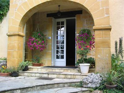 фото отеля Hôtel Le Petit Chaperon Rouge Coux-et-Bigaroque