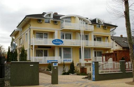 фото отеля Hotel Haus Csanaky