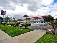 Motel 6 Corona