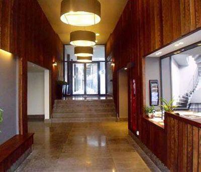 фото отеля Irenaz Vitoria Apartments