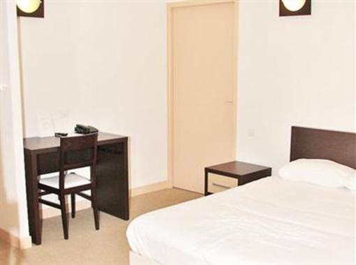 фото отеля Hotel De La Gare Limoges