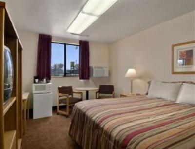 фото отеля Super 8 Moses Lake