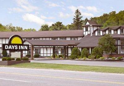 фото отеля Days Inn Munising M-28 East