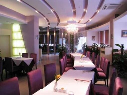 фото отеля Hanting Seasons Shenzhen Huaqiang Bei