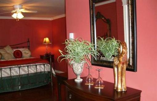 фото отеля Carriage House Inn Grand Falls