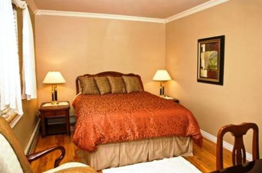 фото отеля Carriage House Inn Grand Falls