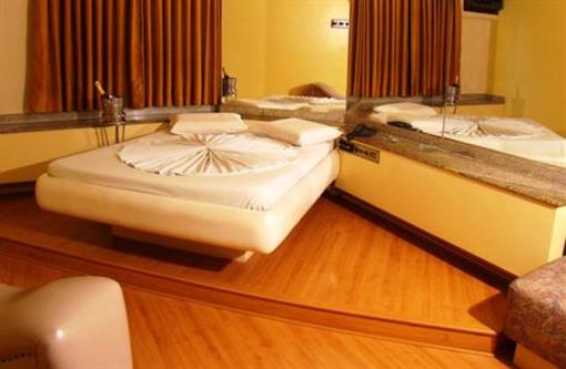 фото отеля Love Time Motel