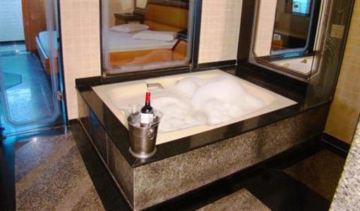 фото отеля Love Time Motel