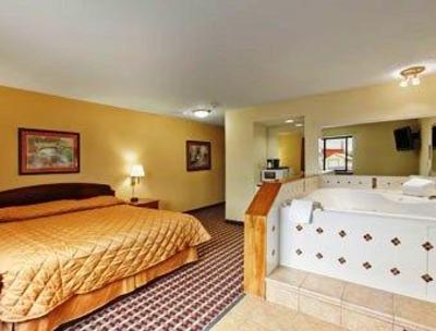 фото отеля Super 8 Waukesha