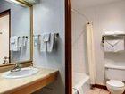 фото отеля Super 8 Waukesha