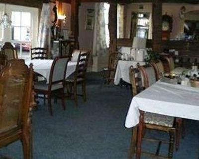 фото отеля The Swan Inn Bicester