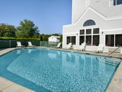 фото отеля Days Inn And Suites Groton