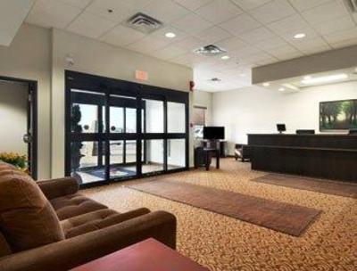 фото отеля Super 8 Innisfail