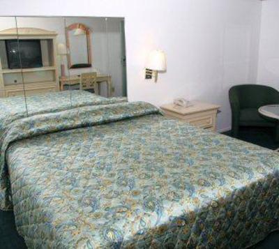 фото отеля Town House Motel Lancaster (California)