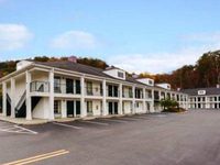 Baymont Inn & Suites Albany