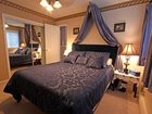 фото отеля Alpenrose Revelstoke Bed and Breakfast