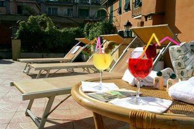 фото отеля Hotel Cavour Rapallo