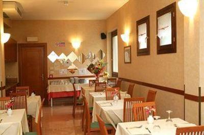 фото отеля Hotel Cavour Rapallo