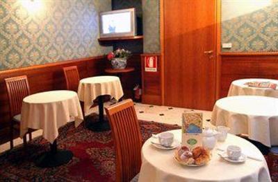 фото отеля Hotel Cavour Rapallo