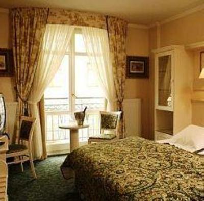 фото отеля TOP CityLine Hotel Aura Palace Spa & Wellness Hotel
