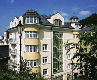 фото отеля TOP CityLine Hotel Aura Palace Spa & Wellness Hotel