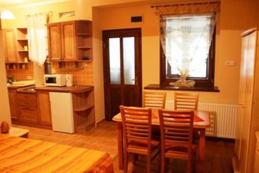 фото отеля Gelleny Szallo Apartman