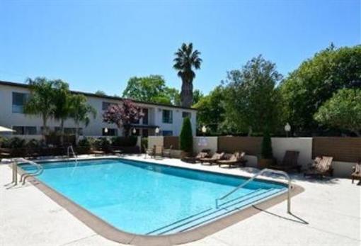 фото отеля BEST WESTERN Hendersonville