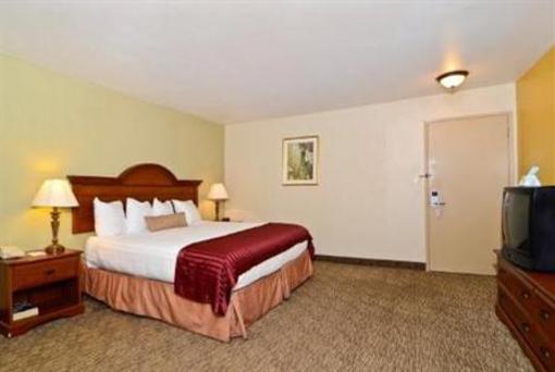 фото отеля BEST WESTERN Hendersonville