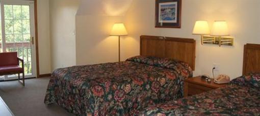 фото отеля Blue Spruce Motel and Townhouses Plymouth (Massachusetts)