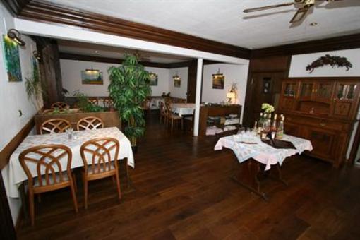 фото отеля Hotel Weinhaus Weis
