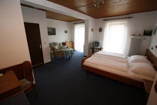 фото отеля Hotel Weinhaus Weis