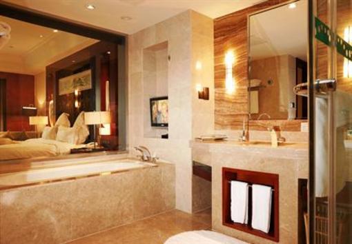фото отеля Yizui Crown Hotel