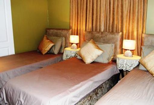 фото отеля Savoy Lodge Hotel Cape Town