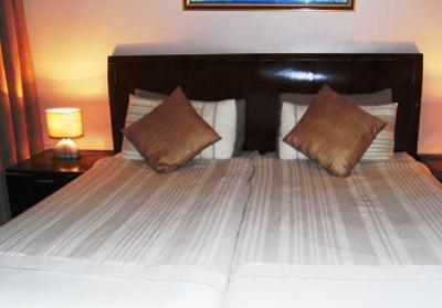 фото отеля Savoy Lodge Hotel Cape Town