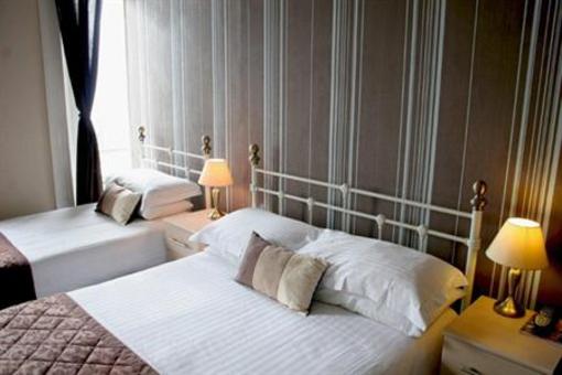 фото отеля Alexanders Hotel Hastings