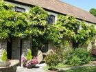 фото отеля Burton Row Farmhouse