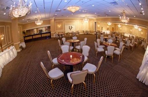 фото отеля Poughkeepsie Grand Hotel