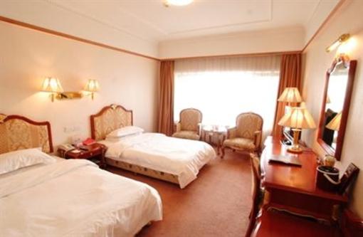 фото отеля Yanbian Baishan Hotel
