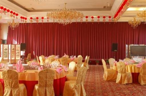 фото отеля Yanbian Baishan Hotel