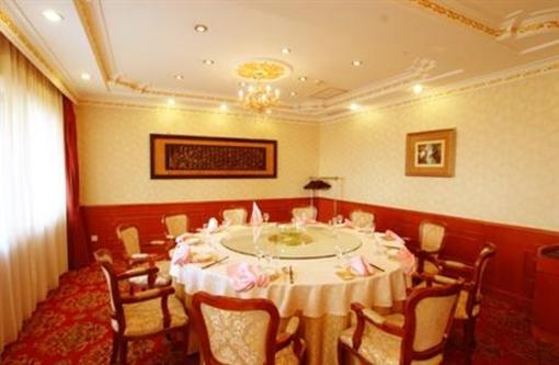 фото отеля Yanbian Baishan Hotel