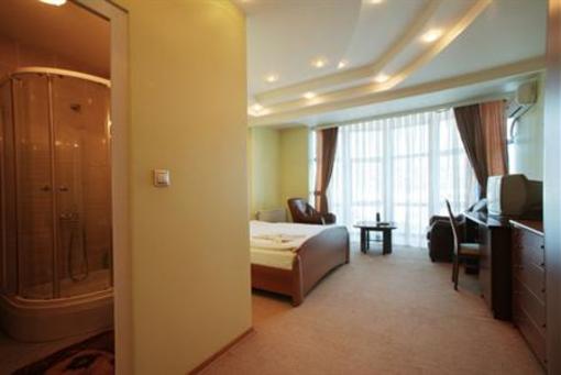 фото отеля Hotel Real Pristina