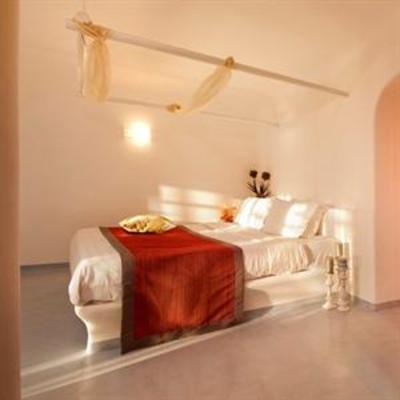 фото отеля Absolute Bliss Imerovigli Suites