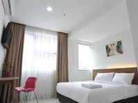 V Hotel
