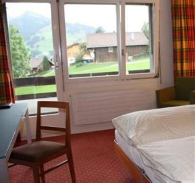 фото отеля Hotel Hari im Schlegeli