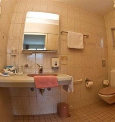фото отеля Hotel Hari im Schlegeli